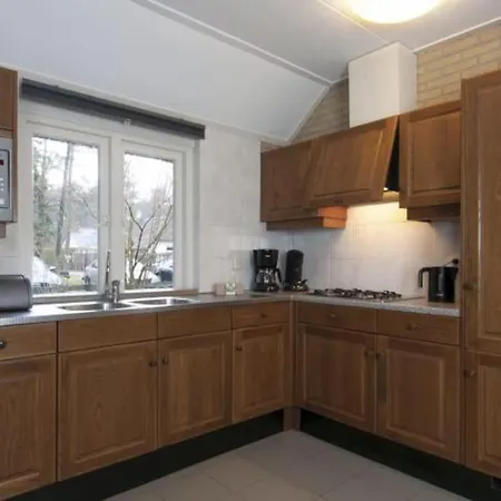 Ferienhaus De Schuilevink - 8p Miva Otterlo